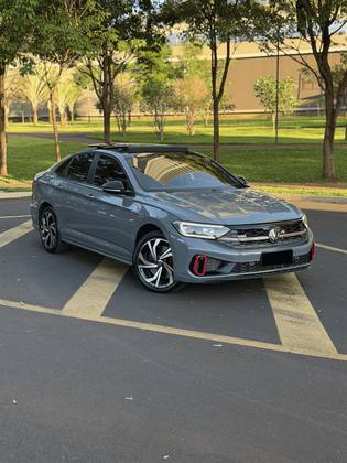 VOLKSWAGEN JETTA 2.0 350 TSI GASOLINA GLI DSG